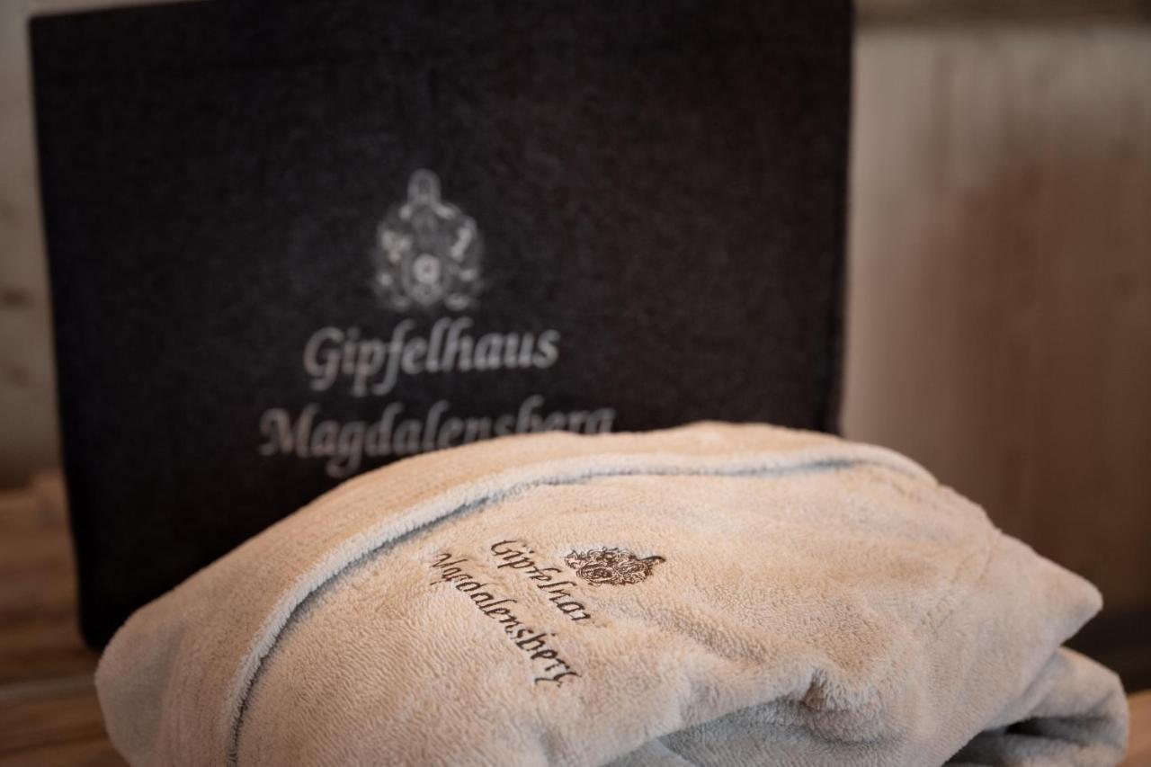 Gipfelhaus Magdalensberg Hotel Sankt Veit an der Glan Bagian luar foto