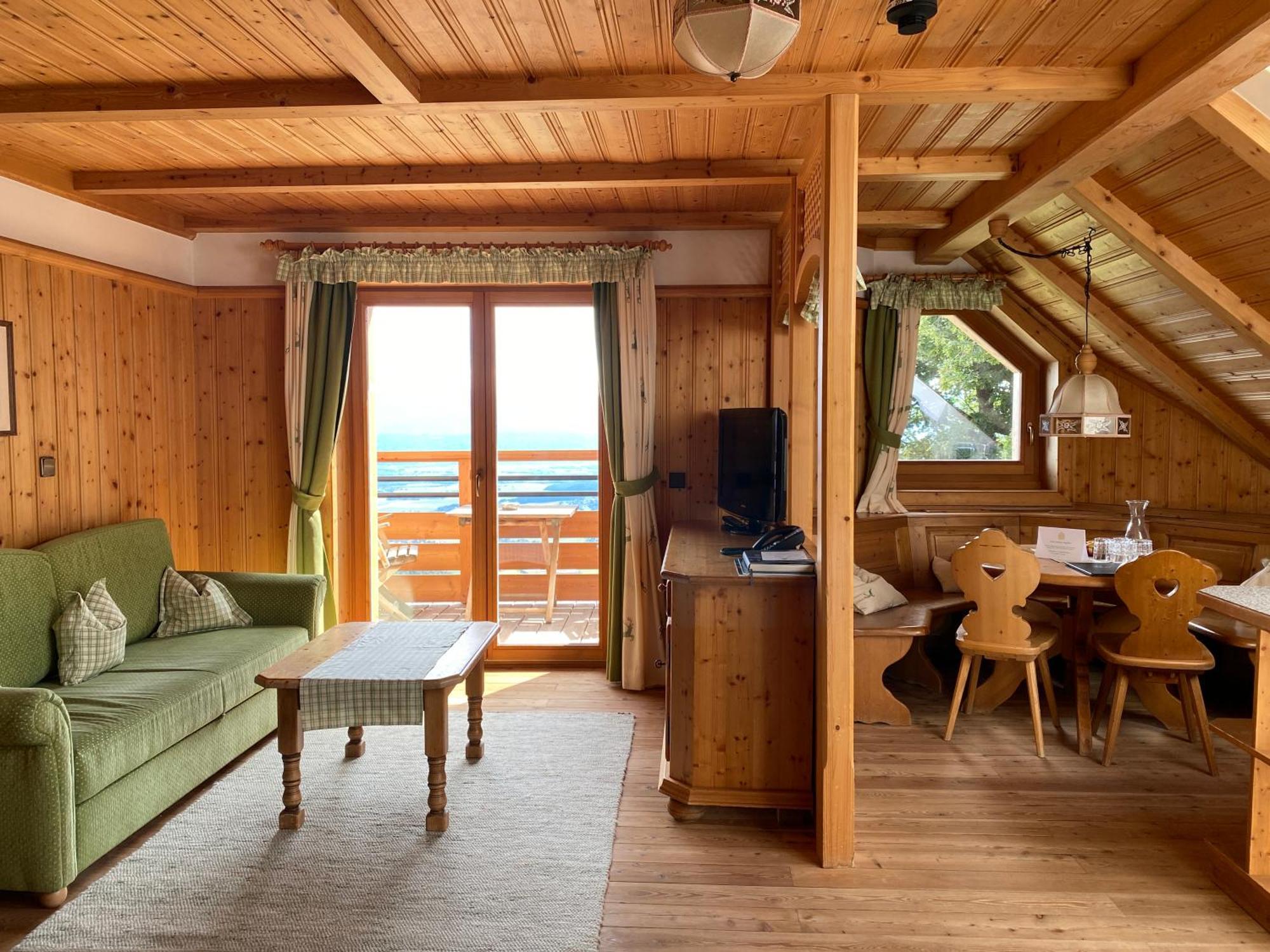 Gipfelhaus Magdalensberg Hotel Sankt Veit an der Glan Bagian luar foto