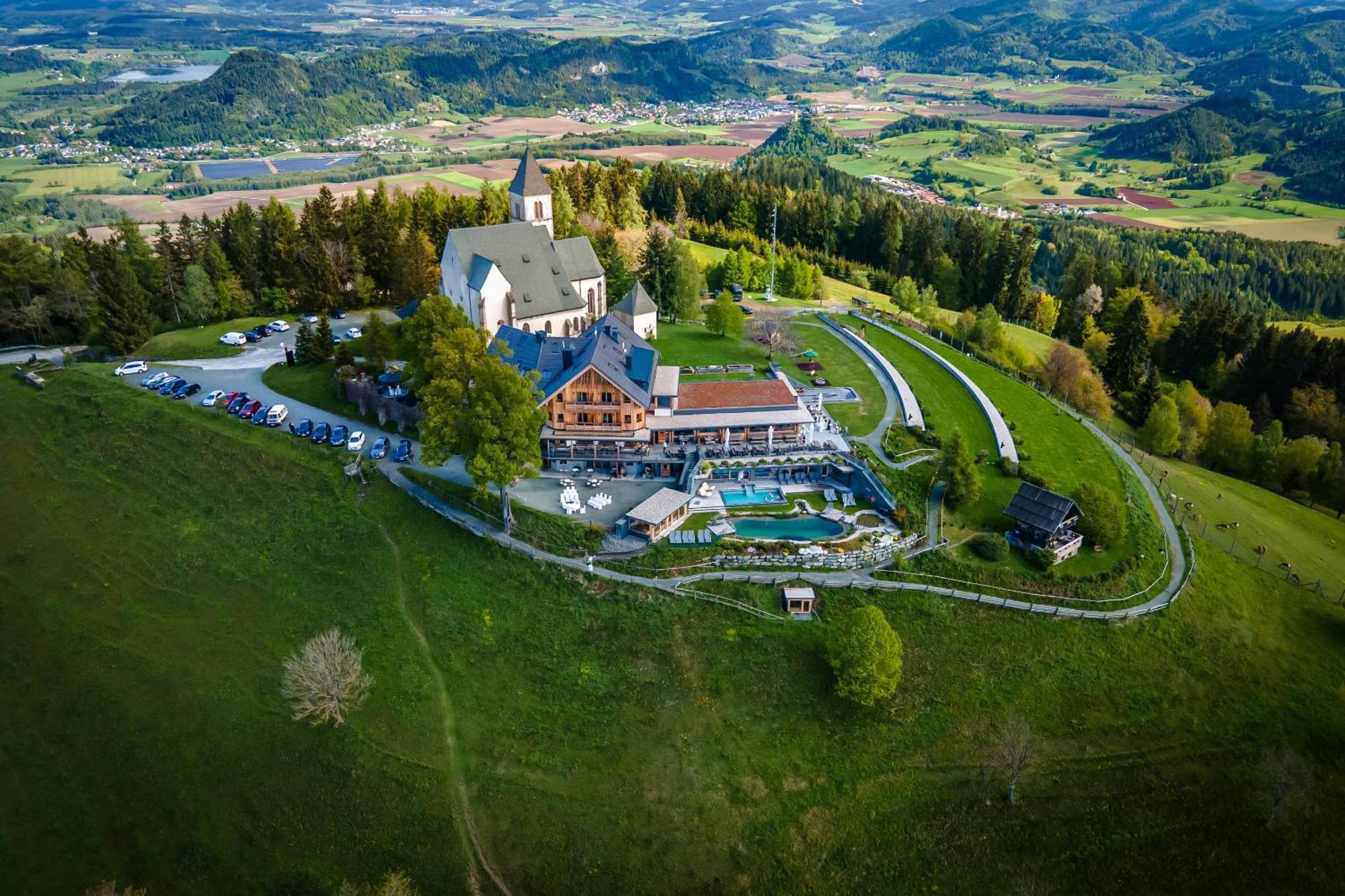 Gipfelhaus Magdalensberg Hotel Sankt Veit an der Glan Bagian luar foto